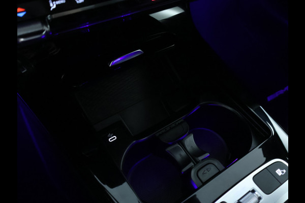 Mercedes-Benz A-Klasse 250 e AMG Line AMG Line Advanced Plus | Night Pakket | 19 Inch AMG velgen | Stoel en Stuurverwarming. Inclusief 24 maanden MB Certified garantie voor Europa. Mercedes-Benz A-Klasse 250 e AMG Line AMG Line Advanced Plus | Night Pakket | 19 Inch AMG velgen | Stoel en Stuurverwarming. Inclusief 24 maanden MB Certified garantie voor Europa.