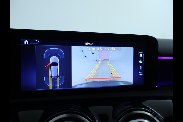 Mercedes-Benz A-Klasse 250 e AMG Line AMG Line Advanced Plus | Night Pakket | 19 Inch AMG velgen | Stoel en Stuurverwarming. Inclusief 24 maanden MB Certified garantie voor Europa. Mercedes-Benz A-Klasse 250 e AMG Line AMG Line Advanced Plus | Night Pakket | 19 Inch AMG velgen | Stoel en Stuurverwarming. Inclusief 24 maanden MB Certified garantie voor Europa.