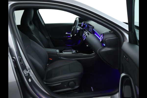 Mercedes-Benz A-Klasse 250 e AMG Line AMG Line Advanced Plus | Night Pakket | 19 Inch AMG velgen | Stoel en Stuurverwarming. Inclusief 24 maanden MB Certified garantie voor Europa. Mercedes-Benz A-Klasse 250 e AMG Line AMG Line Advanced Plus | Night Pakket | 19 Inch AMG velgen | Stoel en Stuurverwarming. Inclusief 24 maanden MB Certified garantie voor Europa.