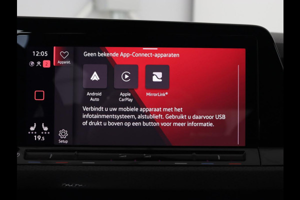 Volkswagen Golf 2.0 TSI GTI Clubsport | 300pk | Stoel & stuurverwarming | Carplay | Sfeerverlichting | LED Plus | Sportstoelen | Parkeerhulp | Digital Cockpit | Climate control Volkswagen Golf 2.0 TSI GTI Clubsport | 300pk | Stoel & stuurverwarming | Carplay | Sfeerverlichting | LED Plus | Sportstoelen | Parkeerhulp | Digital Cockpit | Climate control