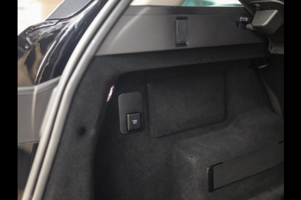 Land Rover Range Rover Evoque 2.0 P250 AWD R-Dynamic SE | Stoel/Stuurverw. | 360° Camera | Pano
