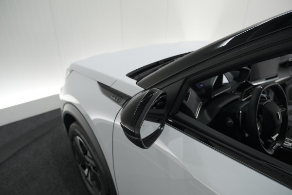 Peugeot 2008 PureTech 130 EAT8 GT | 360 Camera | Stoelmassage | Adaptieve Cruise Control | Dodehoekdetectie Peugeot 2008 PureTech 130 EAT8 GT | 360 Camera | Stoelmassage | Adaptieve Cruise Control | Dodehoekdetectie