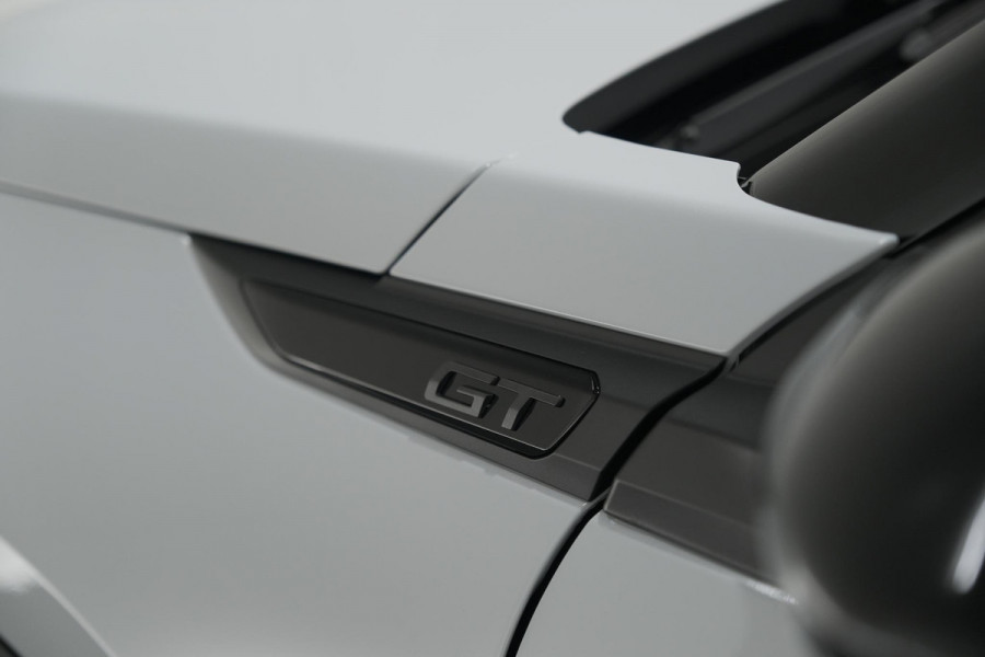 Peugeot 2008 PureTech 130 EAT8 GT | 360 Camera | Stoelmassage | Adaptieve Cruise Control | Dodehoekdetectie Peugeot 2008 PureTech 130 EAT8 GT | 360 Camera | Stoelmassage | Adaptieve Cruise Control | Dodehoekdetectie