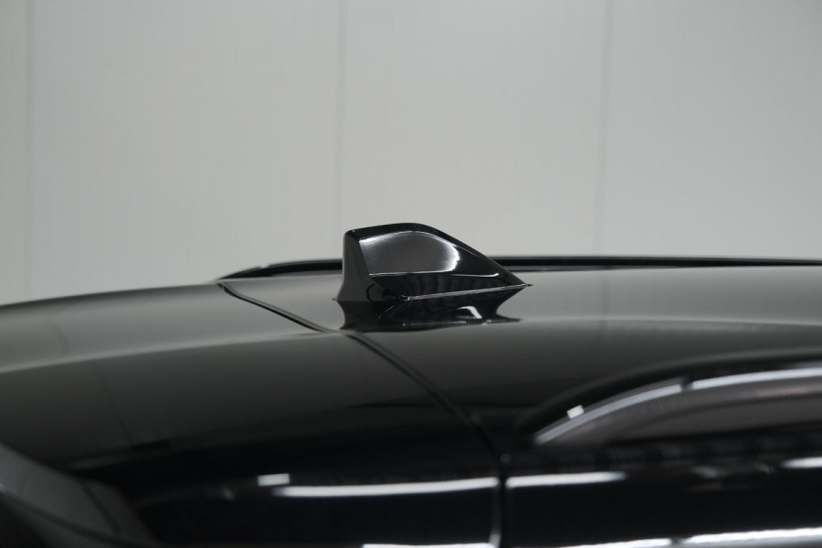 Peugeot 2008 PureTech 130 EAT8 GT | 360 Camera | Stoelmassage | Adaptieve Cruise Control | Dodehoekdetectie Peugeot 2008 PureTech 130 EAT8 GT | 360 Camera | Stoelmassage | Adaptieve Cruise Control | Dodehoekdetectie