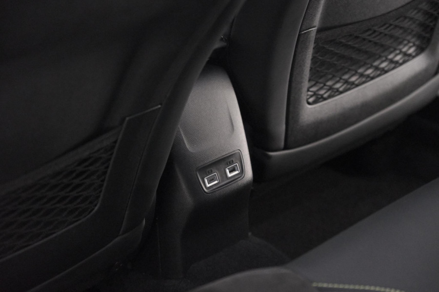 Peugeot 2008 PureTech 130 EAT8 GT | 360 Camera | Stoelmassage | Adaptieve Cruise Control | Dodehoekdetectie Peugeot 2008 PureTech 130 EAT8 GT | 360 Camera | Stoelmassage | Adaptieve Cruise Control | Dodehoekdetectie