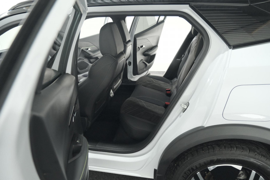 Peugeot 2008 PureTech 130 EAT8 GT | 360 Camera | Stoelmassage | Adaptieve Cruise Control | Dodehoekdetectie Peugeot 2008 PureTech 130 EAT8 GT | 360 Camera | Stoelmassage | Adaptieve Cruise Control | Dodehoekdetectie