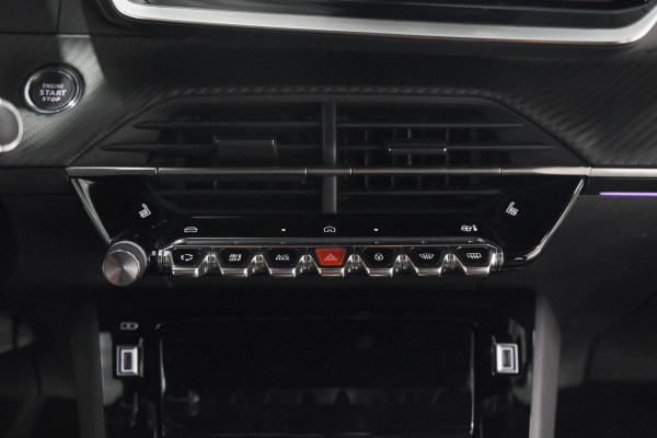 Peugeot 2008 PureTech 130 EAT8 GT | 360 Camera | Stoelmassage | Adaptieve Cruise Control | Dodehoekdetectie Peugeot 2008 PureTech 130 EAT8 GT | 360 Camera | Stoelmassage | Adaptieve Cruise Control | Dodehoekdetectie