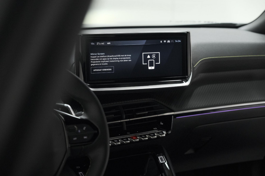 Peugeot 2008 PureTech 130 EAT8 GT | 360 Camera | Stoelmassage | Adaptieve Cruise Control | Dodehoekdetectie Peugeot 2008 PureTech 130 EAT8 GT | 360 Camera | Stoelmassage | Adaptieve Cruise Control | Dodehoekdetectie