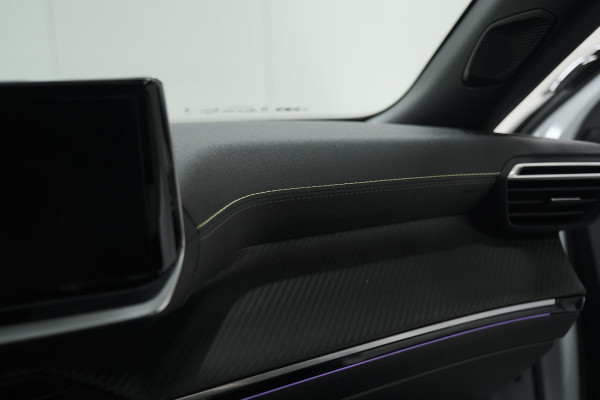 Peugeot 2008 PureTech 130 EAT8 GT | 360 Camera | Stoelmassage | Adaptieve Cruise Control | Dodehoekdetectie Peugeot 2008 PureTech 130 EAT8 GT | 360 Camera | Stoelmassage | Adaptieve Cruise Control | Dodehoekdetectie