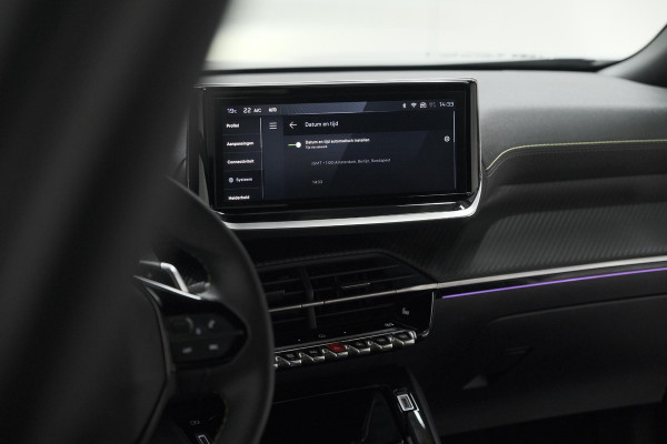 Peugeot 2008 PureTech 130 EAT8 GT | 360 Camera | Stoelmassage | Adaptieve Cruise Control | Dodehoekdetectie Peugeot 2008 PureTech 130 EAT8 GT | 360 Camera | Stoelmassage | Adaptieve Cruise Control | Dodehoekdetectie