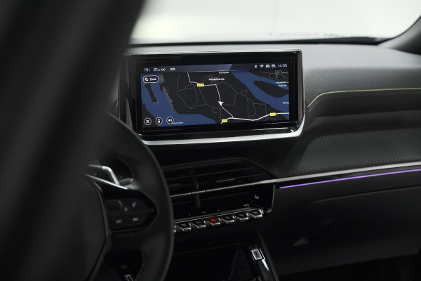 Peugeot 2008 PureTech 130 EAT8 GT | 360 Camera | Stoelmassage | Adaptieve Cruise Control | Dodehoekdetectie Peugeot 2008 PureTech 130 EAT8 GT | 360 Camera | Stoelmassage | Adaptieve Cruise Control | Dodehoekdetectie