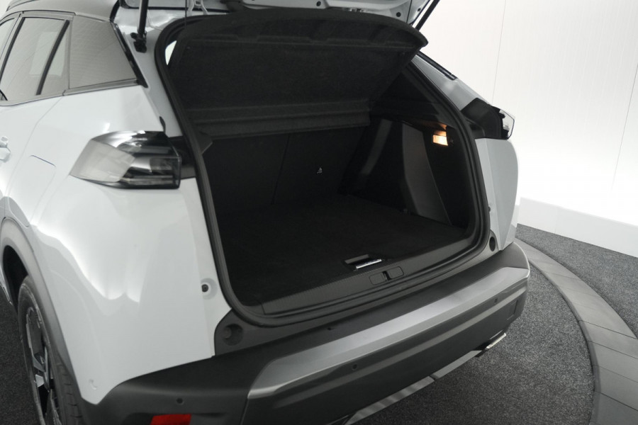 Peugeot 2008 PureTech 130 EAT8 GT | 360 Camera | Stoelmassage | Adaptieve Cruise Control | Dodehoekdetectie Peugeot 2008 PureTech 130 EAT8 GT | 360 Camera | Stoelmassage | Adaptieve Cruise Control | Dodehoekdetectie