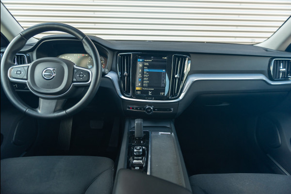 Volvo V60 B4 Aut. Business Pro Parkeercamera 197pk