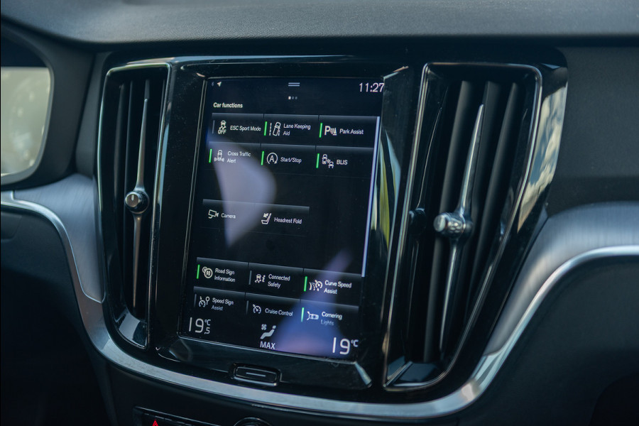 Volvo V60 B4 Aut. Business Pro Parkeercamera 197pk