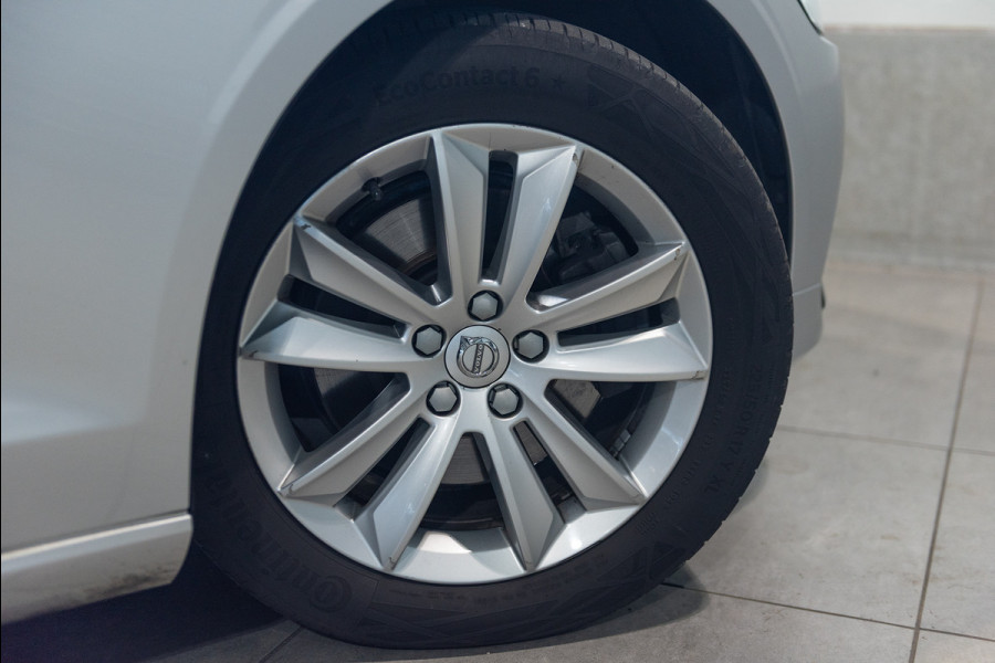 Volvo V60 B4 Aut. Business Pro Parkeercamera 197pk