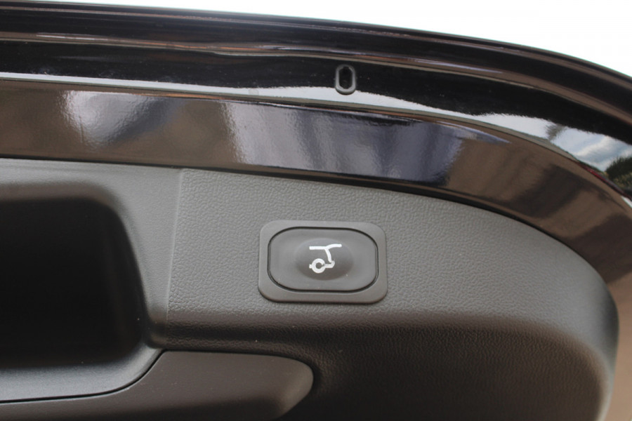 Ford FOCUS Wagon 1.0 EcoBoost Hybrid ST Line X | Trekhaak | Head-Up | BLIS | Camera | Navigatie