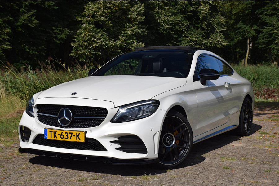 Mercedes-Benz C-Klasse Coupé 200 /// AMG Pakket | Pano | 360 | Burmester | Multibeam | Org NL |