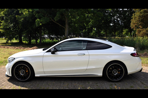 Mercedes-Benz C-Klasse Coupé 200 /// AMG Pakket | Pano | 360 | Burmester | Multibeam | Org NL |