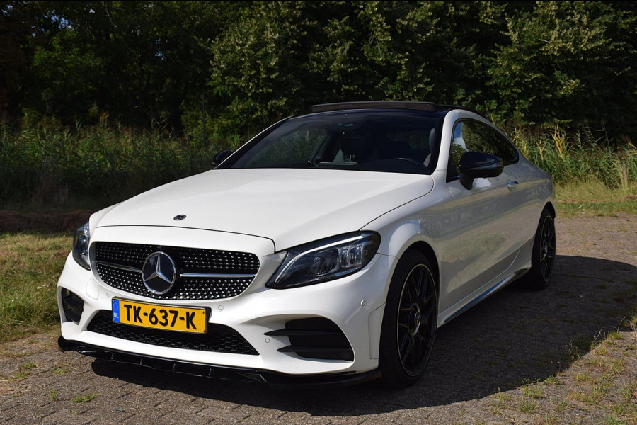 Mercedes-Benz C-Klasse Coupé 200 /// AMG Pakket | Pano | 360 | Burmester | Multibeam | Org NL |