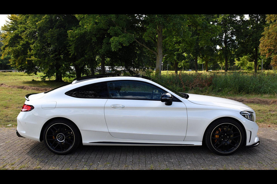 Mercedes-Benz C-Klasse Coupé 200 /// AMG Pakket | Pano | 360 | Burmester | Multibeam | Org NL |