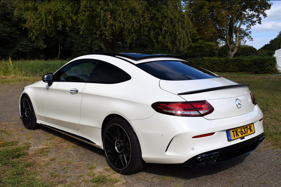 Mercedes-Benz C-Klasse Coupé 200 /// AMG Pakket | Pano | 360 | Burmester | Multibeam | Org NL |