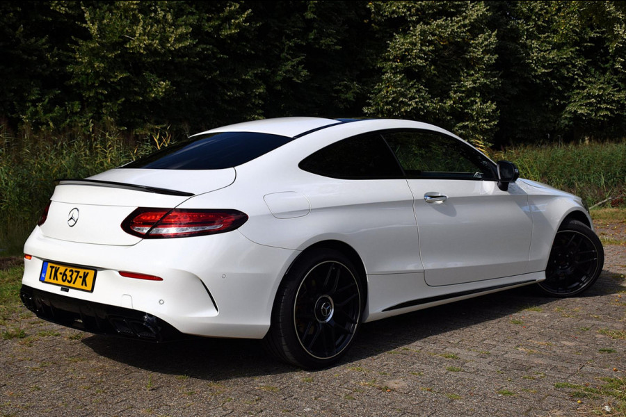 Mercedes-Benz C-Klasse Coupé 200 /// AMG Pakket | Pano | 360 | Burmester | Multibeam | Org NL |