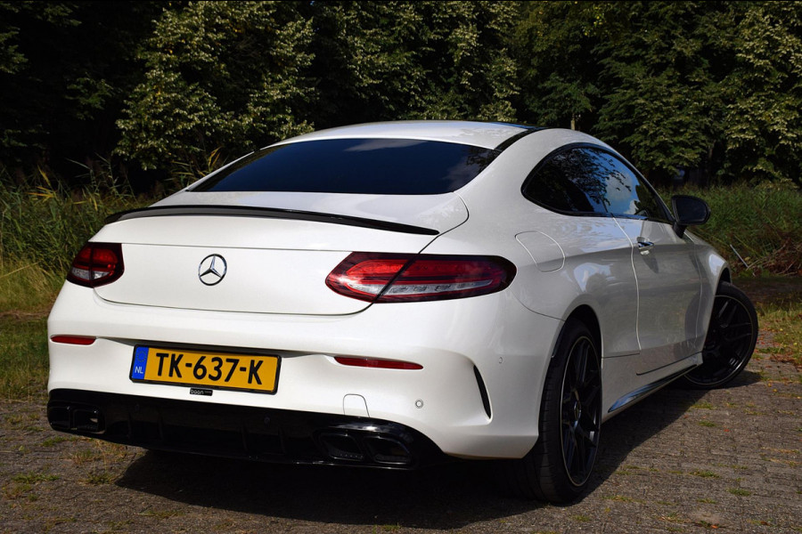 Mercedes-Benz C-Klasse Coupé 200 /// AMG Pakket | Pano | 360 | Burmester | Multibeam | Org NL |