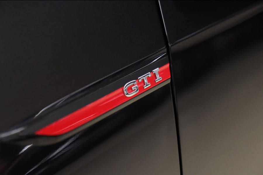 Volkswagen Golf 2.0 TSI GTI PANO/HUD/H&K/IQ/NAVI/CAM
