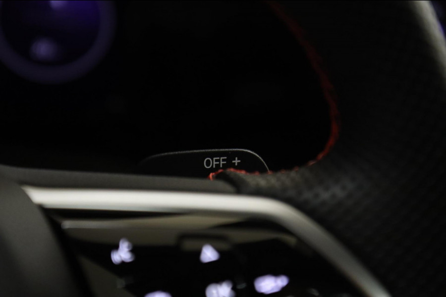Volkswagen Golf 2.0 TSI GTI PANO/HUD/H&K/IQ/NAVI/CAM