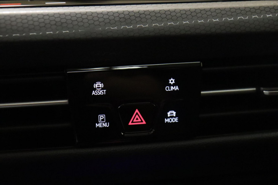Volkswagen Golf 2.0 TSI GTI PANO/HUD/H&K/IQ/NAVI/CAM