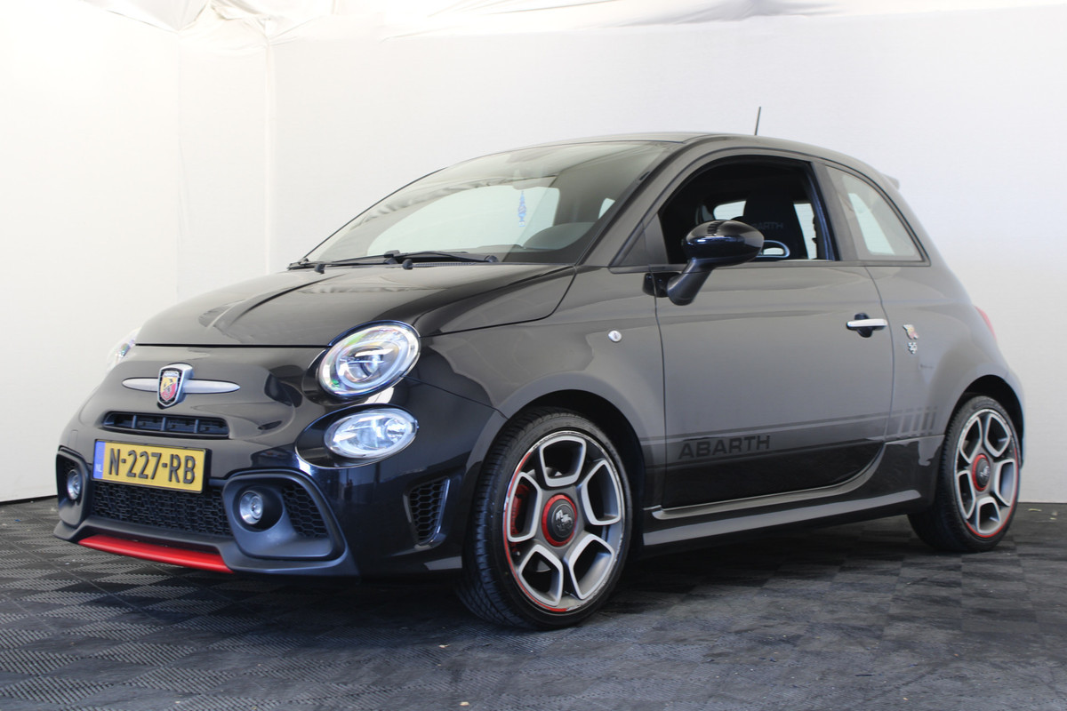 Fiat 500 1.4 T-Jet Abarth 595 Fiat 500 1.4 T-Jet Abarth 595