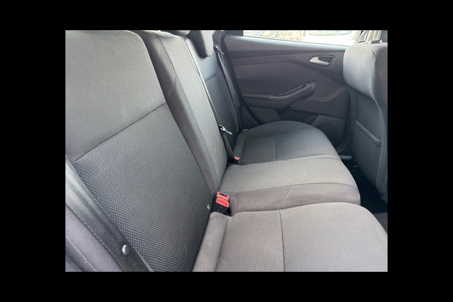Ford FOCUS Wagon 1.0 Lease Edition Airco/ECC,Cruisecontrol,Navigatie