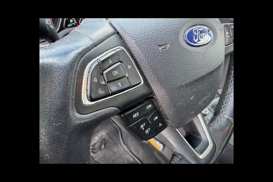 Ford FOCUS Wagon 1.0 Lease Edition Airco/ECC,Cruisecontrol,Navigatie