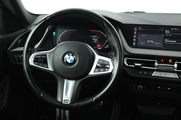 BMW 2 Serie Gran Coupé 218i Executive Edition (PANORAMADAK, SFEERVERLICHTING, PARKEERSENSOREN, CRUISE, DEALER ONDERHOUDEN) )