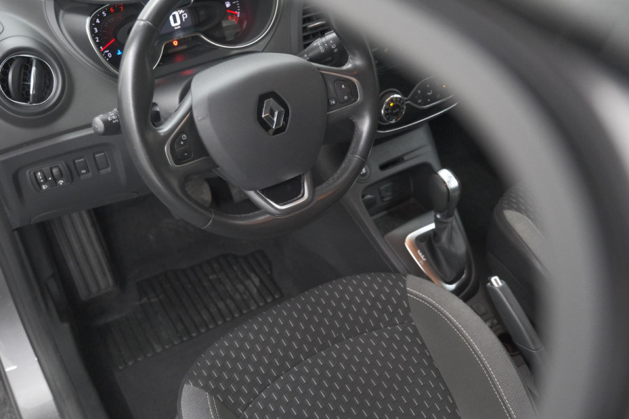 Renault Captur TCe 120 Intens | Camera | Dodehoekdetectie | Navigatie | Stoelverwarming | Parkeersensoren