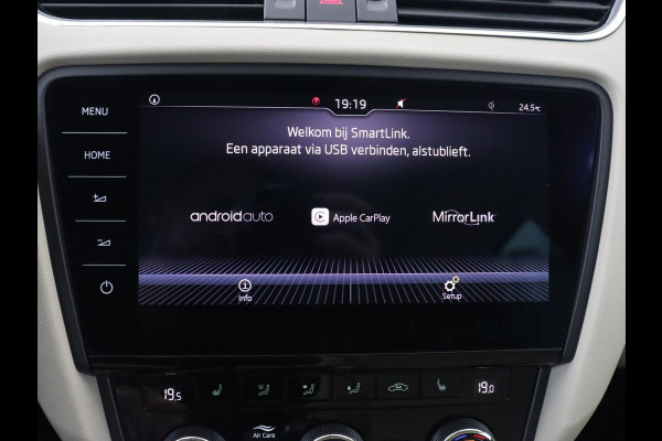 Škoda Octavia 1.0 TSI Style | Stoelverwarming | Leder/Alcantara | Carplay | Park Assist | Full LED | Keyless | Navigatie | Climate control | Cruise control