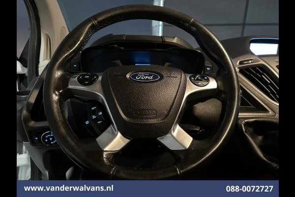 Ford Transit Custom 2.0 TDCI L1H1 Euro6 Airco | Navigatie | Camera | Cruisecontrol | 2350kg Trekhaak bijrijdersbank, parkeersensoren