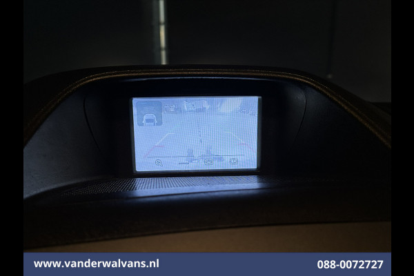 Ford Transit Custom 2.0 TDCI L1H1 Euro6 Airco | Navigatie | Camera | Cruisecontrol | 2350kg Trekhaak bijrijdersbank, parkeersensoren