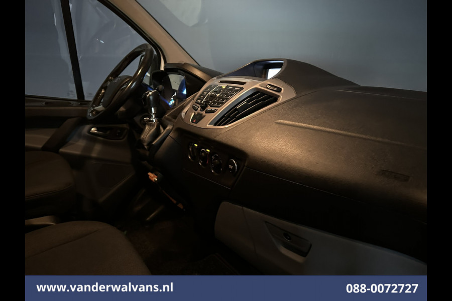 Ford Transit Custom 2.0 TDCI L1H1 Euro6 Airco | Navigatie | Camera | Cruisecontrol | 2350kg Trekhaak bijrijdersbank, parkeersensoren