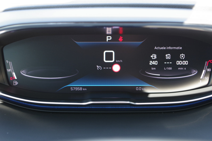 Peugeot 3008 1.2 PureTech 130 PK Automaat Allure, Stoelverwarming, Carplay, Keyless, LED