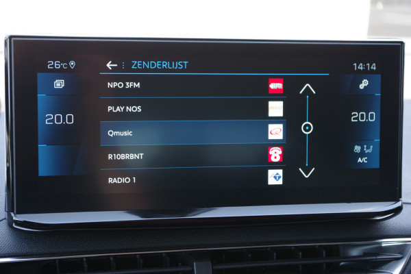 Peugeot 3008 1.2 PureTech 130 PK Automaat Allure, Stoelverwarming, Carplay, Keyless, LED