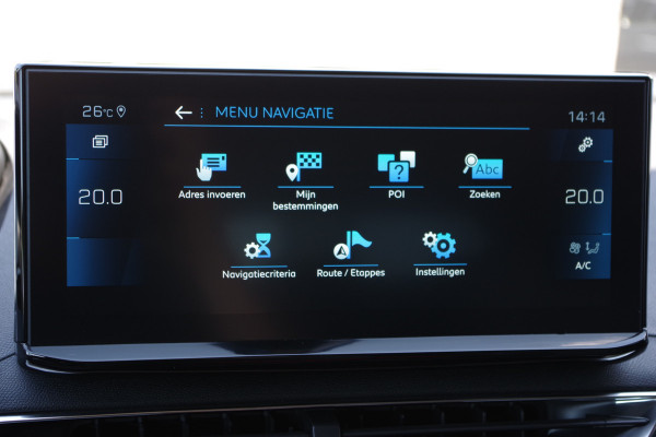 Peugeot 3008 1.2 PureTech 130 PK Automaat Allure, Stoelverwarming, Carplay, Keyless, LED