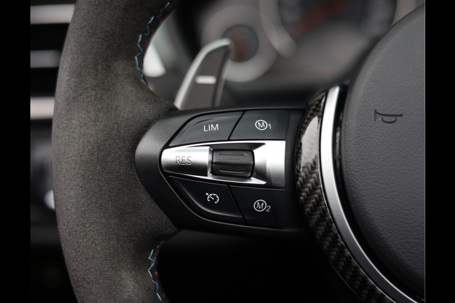 BMW M4 Cabrio Competition | Airscarf - HUD - Dealer odh.
