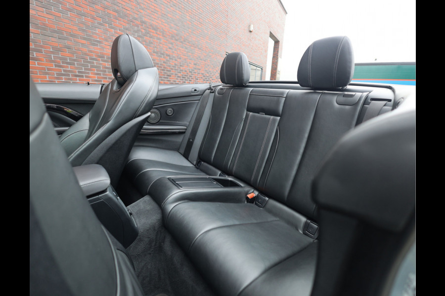 BMW M4 Cabrio Competition | Airscarf - HUD - Dealer odh.
