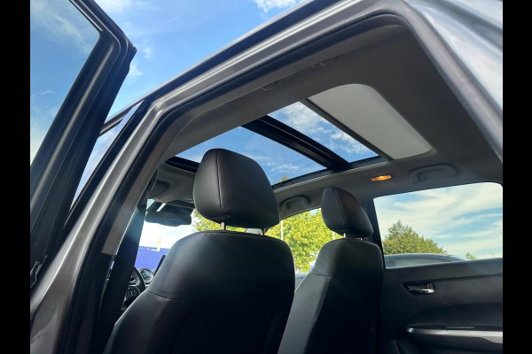 Suzuki Vitara 1.4 Boosterjet AllGrip Stijl Panoramadak! Dealer Onderhouden! Vol opties!
