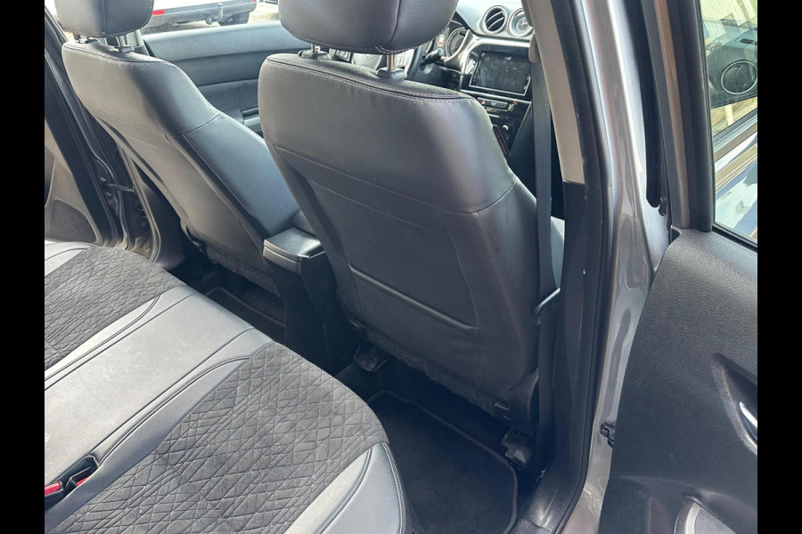 Suzuki Vitara 1.4 Boosterjet AllGrip Stijl Panoramadak! Dealer Onderhouden! Vol opties!