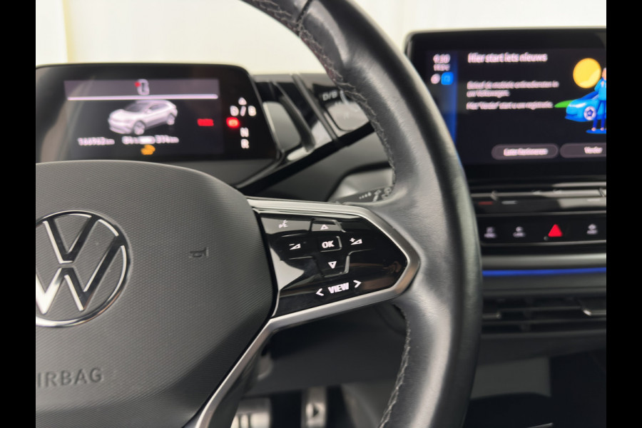 Volkswagen ID.4 First 77 kWh [ 3-Fase ] (INCL-BTW) *HEAT-PUMP | LEATHER-MICROFIBRE | FULL-LED | HEATED-COMFORTSEATS | DIGI-COCKPIT | AMBIENT-LIGHT | NAVI-FULLMAP | ECC | PDC | TOWBAR | PRIVACY-GLASS | CRUISE | CAMERA | CARPLAY | 20
