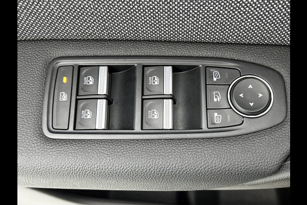 Renault Captur Hybrid mild 160PK techno / NIEUW MODEL / CAMERA / NAVI Renault Captur Hybrid mild 160PK techno / NIEUW MODEL / CAMERA / NAVI