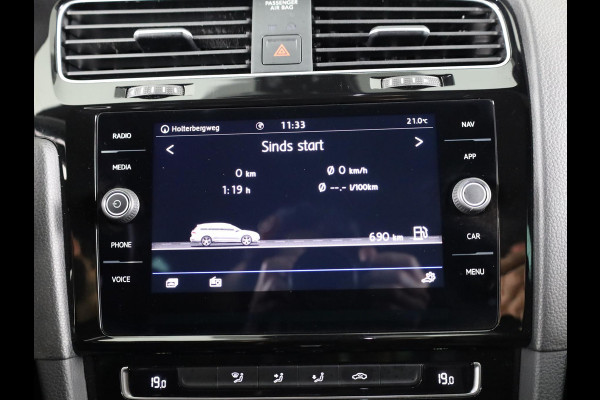 Volkswagen GOLF Variant 1.5 TSI Highline Business R 150 pk Automaat | Navigatie | Parkeersensoren | Achteruitrijcamera | Adaptieve cruise control | R-Line |
