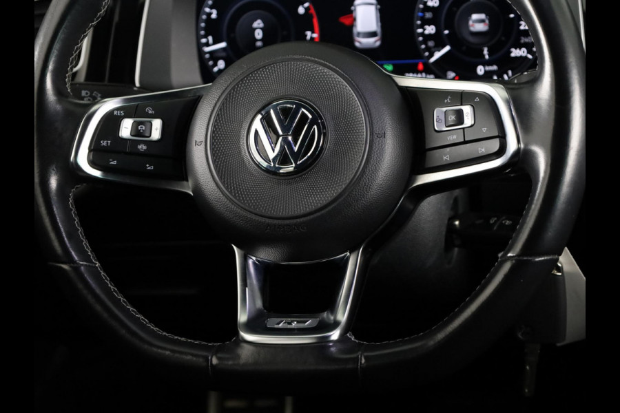 Volkswagen GOLF Variant 1.5 TSI Highline Business R 150 pk Automaat | Navigatie | Parkeersensoren | Achteruitrijcamera | Adaptieve cruise control | R-Line |